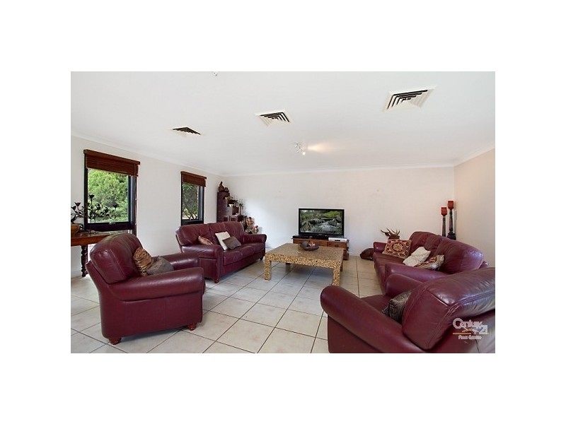 17 Windeyer Close, Medowie NSW 2318