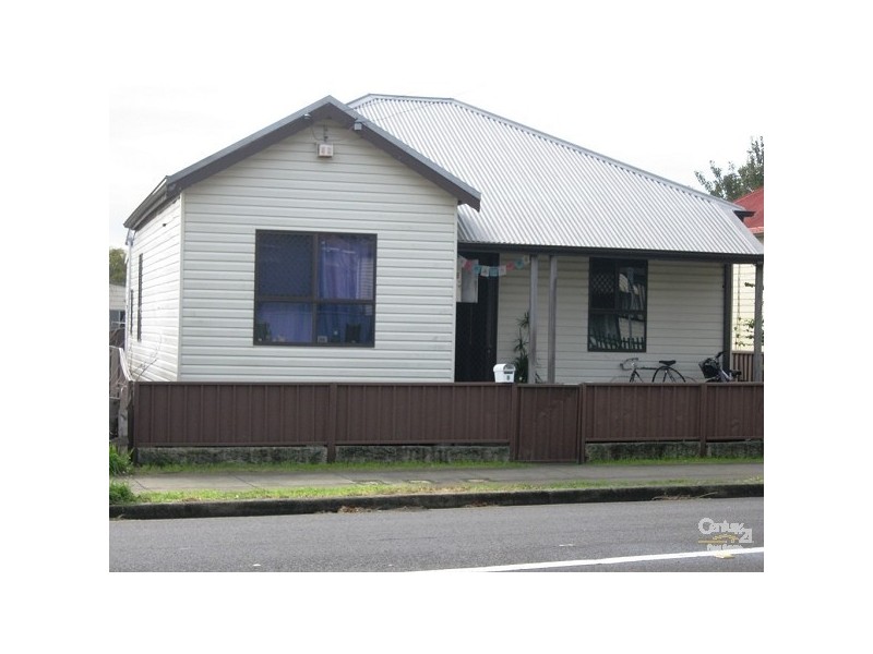 8 St James Road, New Lambton NSW 2305