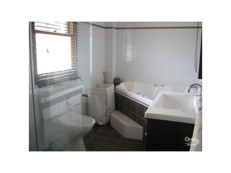 193 Teralba Road, Adamstown NSW 2289