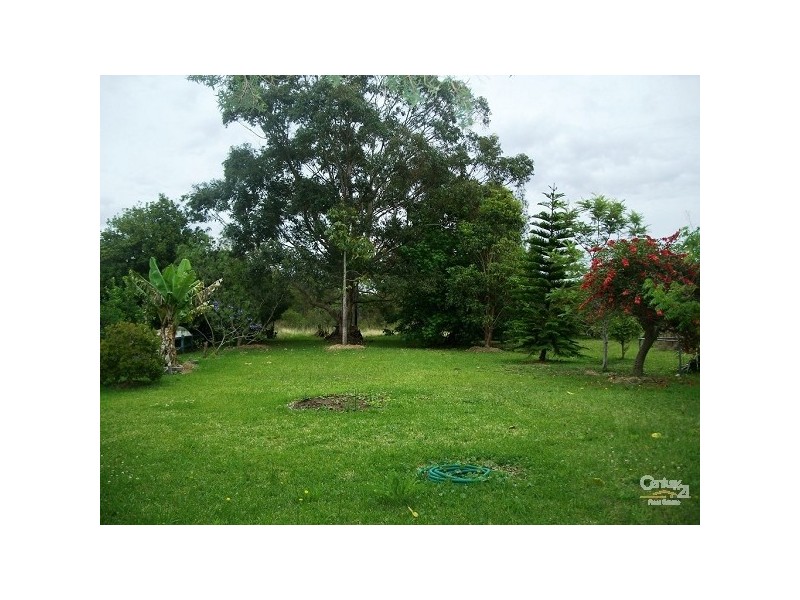 85 Waterfront Road, Swan Bay NSW 2324