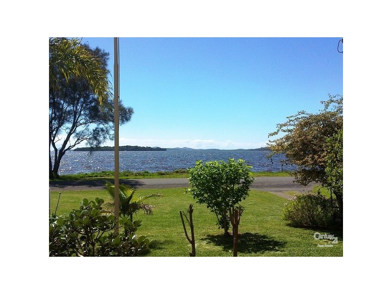 85 Waterfront Road, Swan Bay NSW 2324