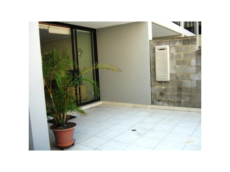 4/75 King Street, Newcastle NSW 2300