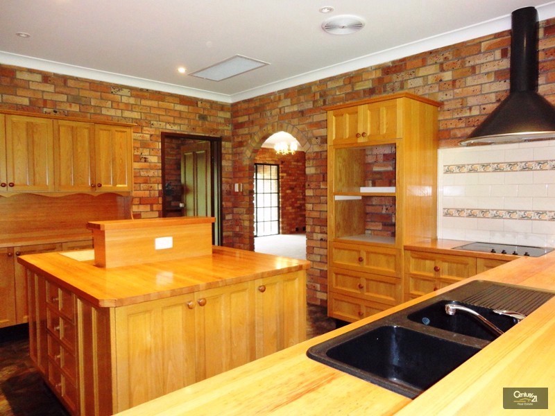 586  Cabbage Tree Road, Williamtown NSW 2318