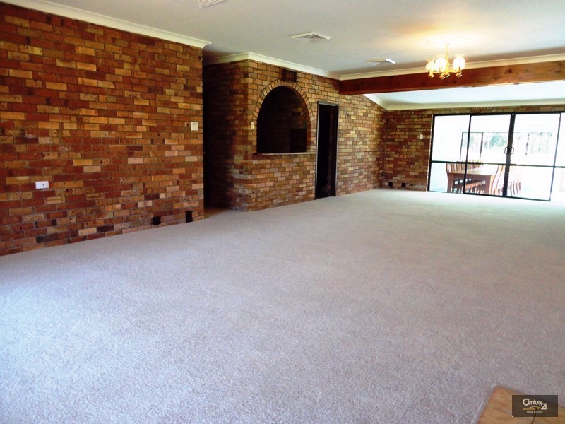 586  Cabbage Tree Road, Williamtown NSW 2318