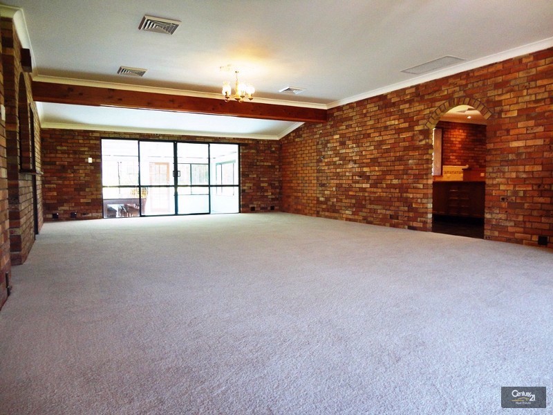 586  Cabbage Tree Road, Williamtown NSW 2318