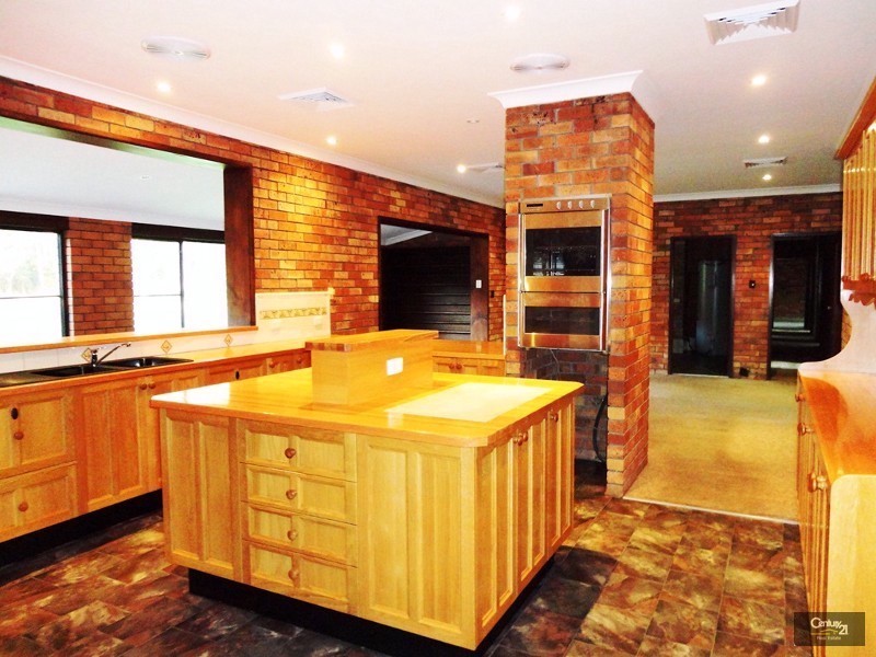 586  Cabbage Tree Road, Williamtown NSW 2318