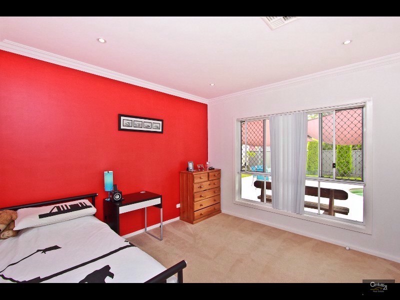 4 Morley Court, Cameron Park NSW 2285