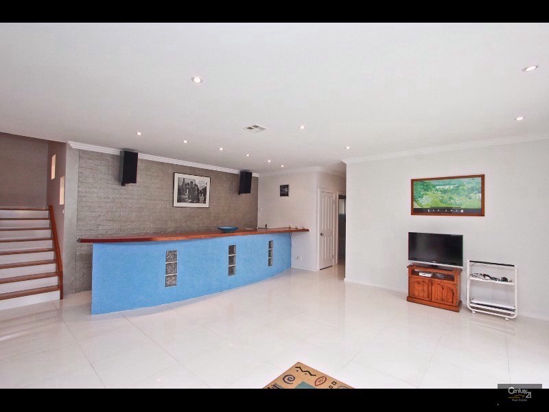 4 Morley Court, Cameron Park NSW 2285