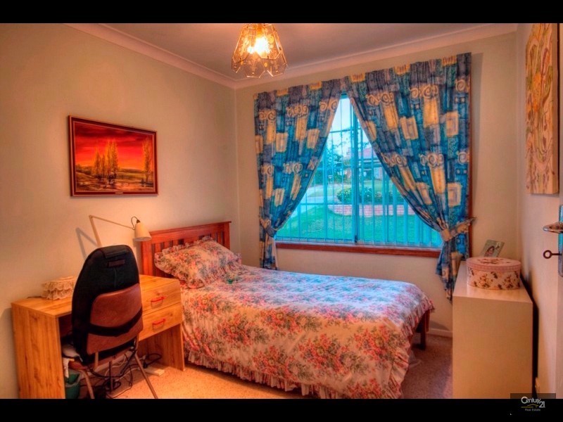 28 Deborah Street, Kotara South NSW 2289