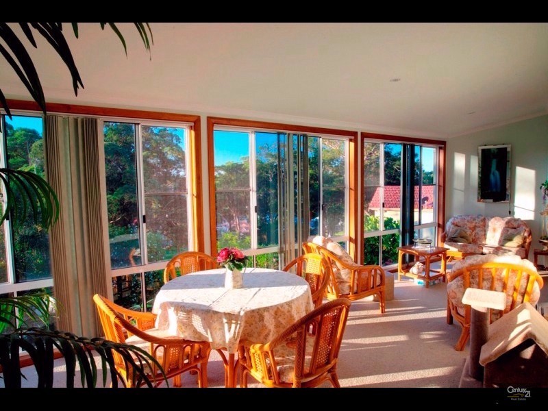 28 Deborah Street, Kotara South NSW 2289