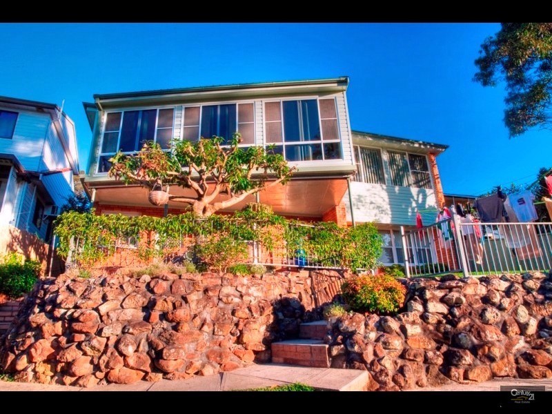 28 Deborah Street, Kotara South NSW 2289