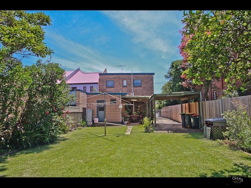 67 Lindsay Street, Hamilton NSW 2303