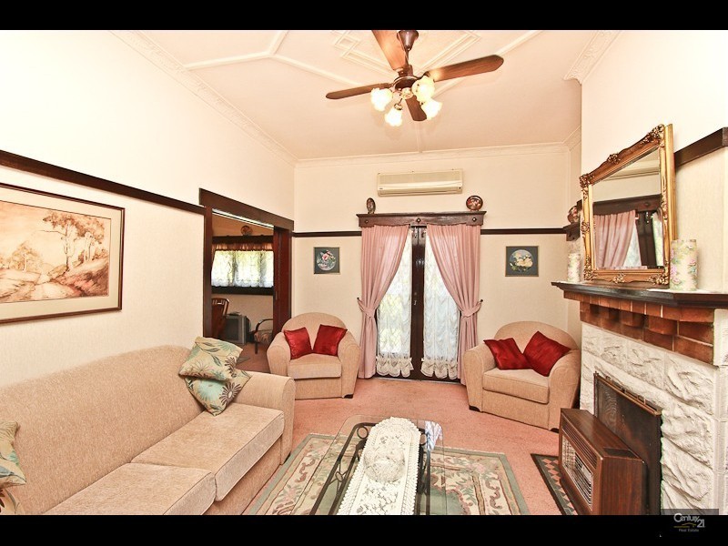 67 Lindsay Street, Hamilton NSW 2303