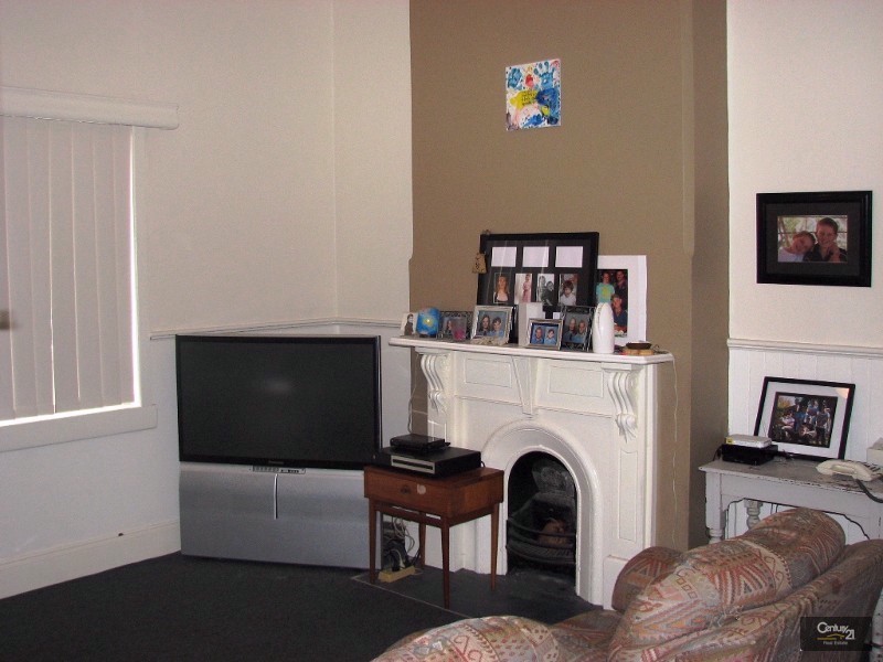 79 Lawson Street, Hamilton NSW 2303