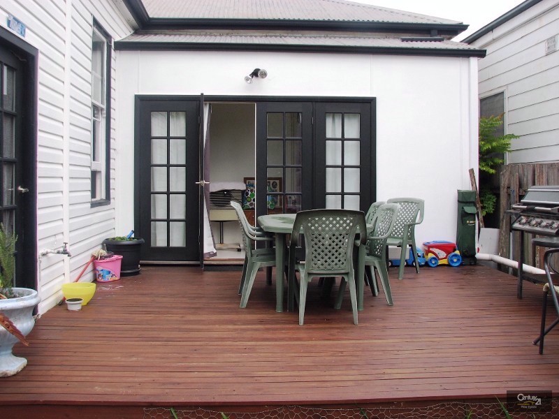 79 Lawson Street, Hamilton NSW 2303