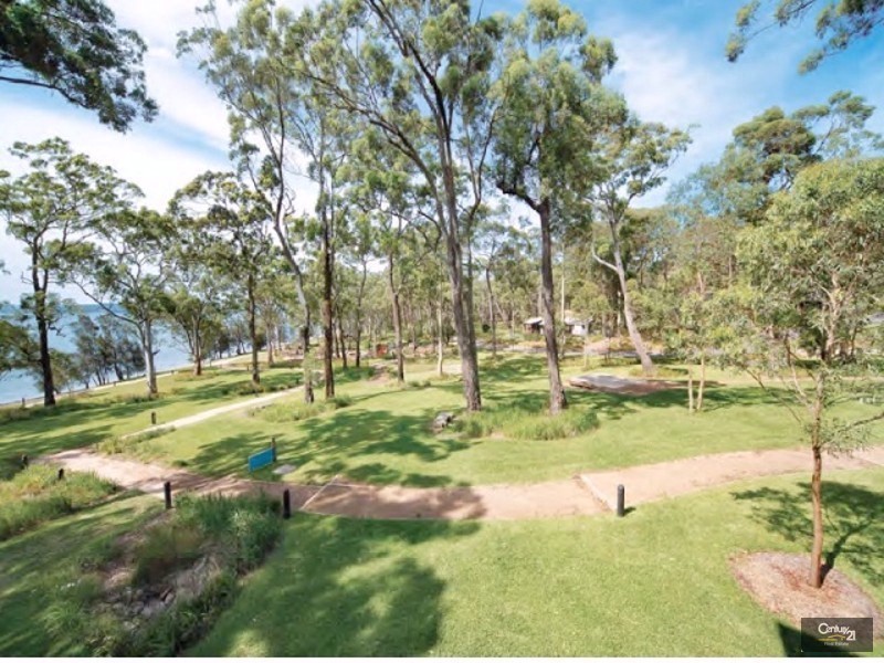 2 Stern Court, Murrays Beach NSW 2281