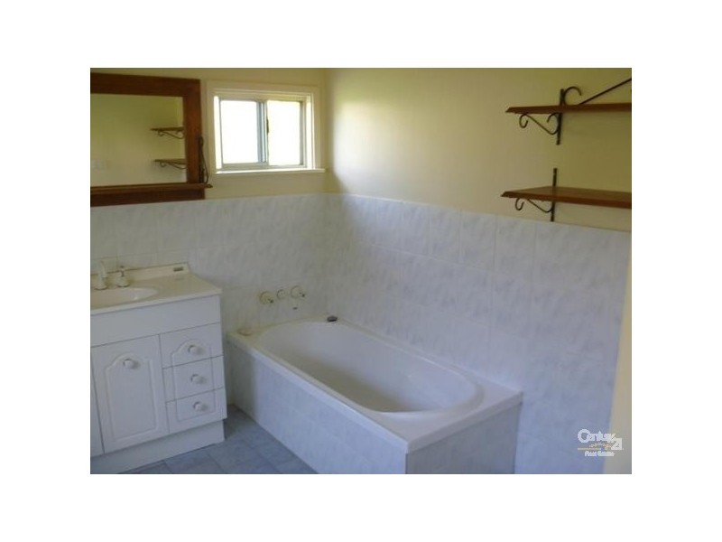 73 Fifth Street, Weston NSW 2326