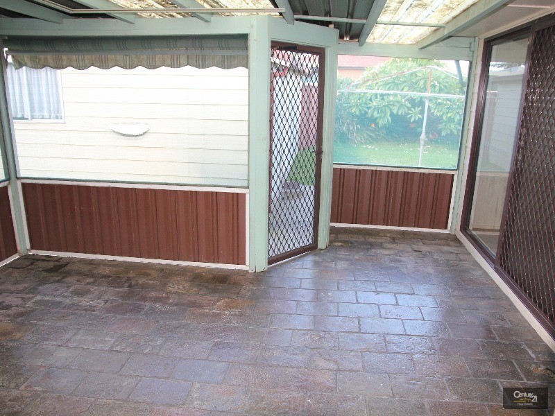 66 Newcastle Street, Stockton NSW 2295