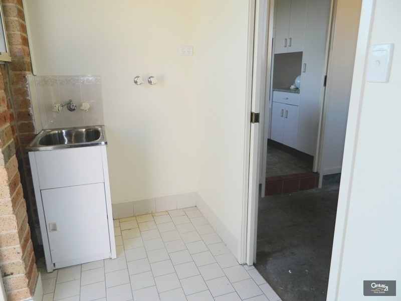 31 Decora Crescent, Warabrook NSW 2304