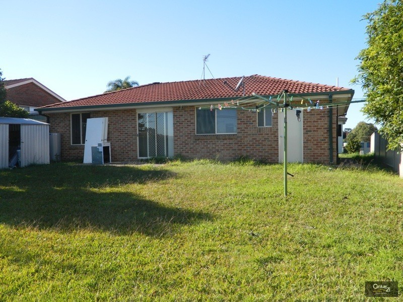 31 Decora Crescent, Warabrook NSW 2304