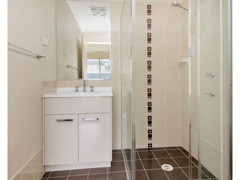94 Northlakes Drive, Cameron Park NSW 2285