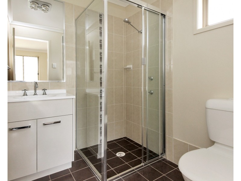 94 Northlakes Drive, Cameron Park NSW 2285