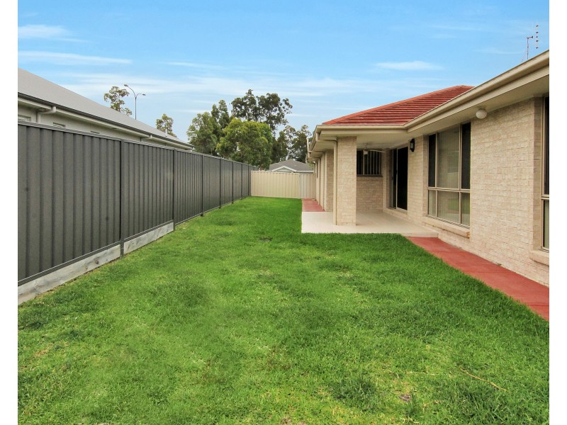 94 Northlakes Drive, Cameron Park NSW 2285