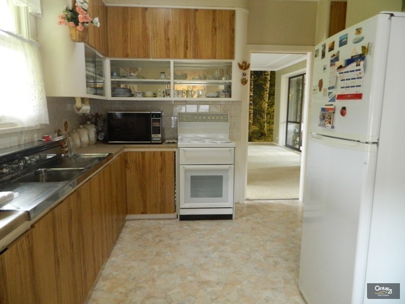 2 Lucas Crescent, Adamstown Heights NSW 2289