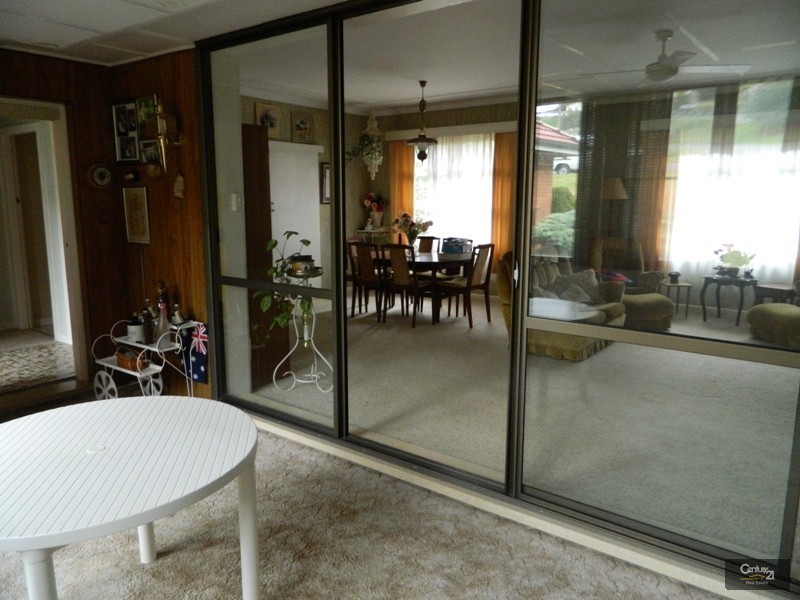 2 Lucas Crescent, Adamstown Heights NSW 2289