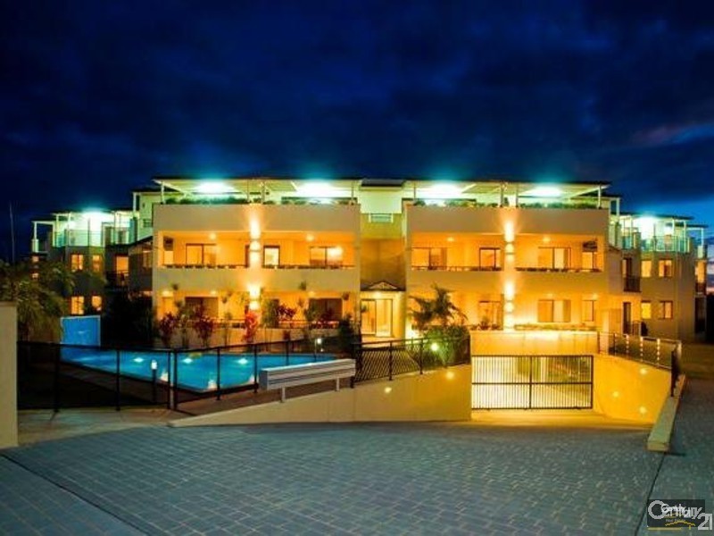 1/11  Yawl Street, Nelson Bay NSW 2315