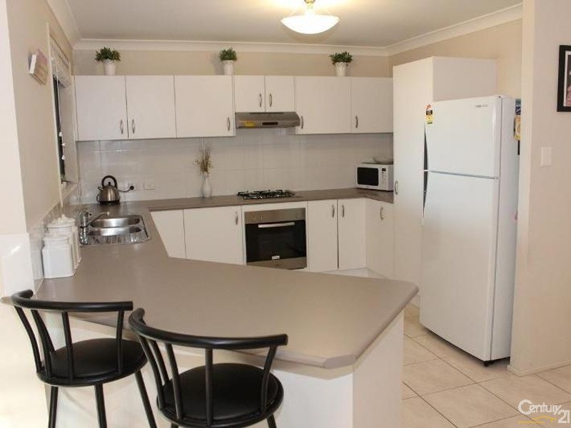 36 Ripon Way, Macquarie Hills NSW 2285