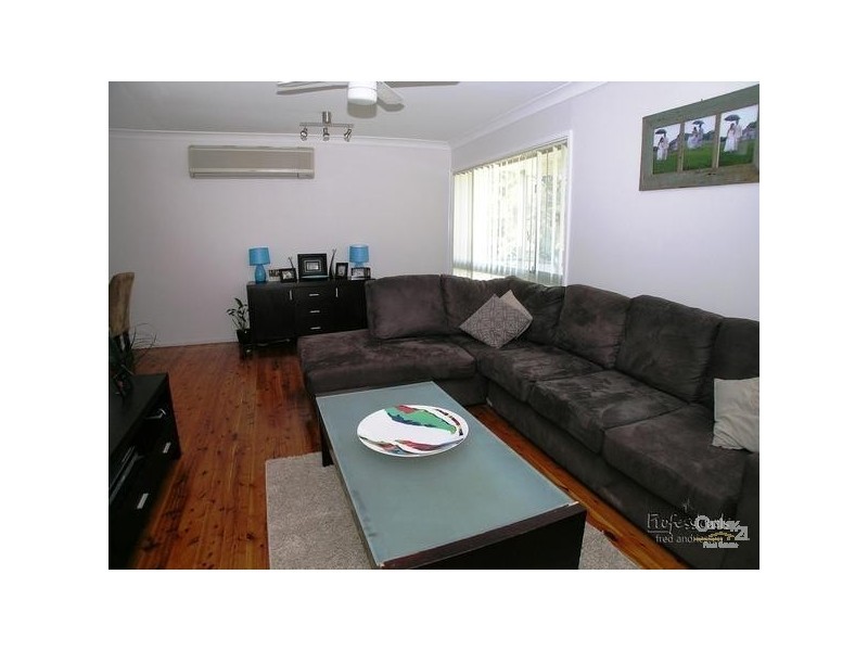 64 Jubilee Road, Elermore Vale NSW 2287