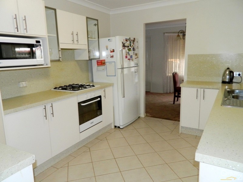 16 Lemonwood Circuit, Thornton NSW 2322