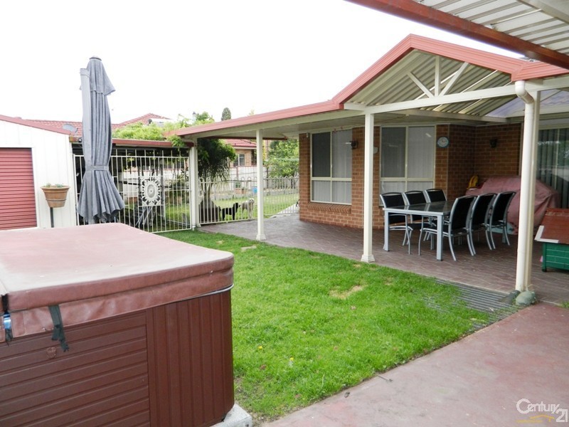 16 Lemonwood Circuit, Thornton NSW 2322