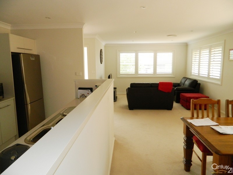 3/5A Royal Street, New Lambton NSW 2305