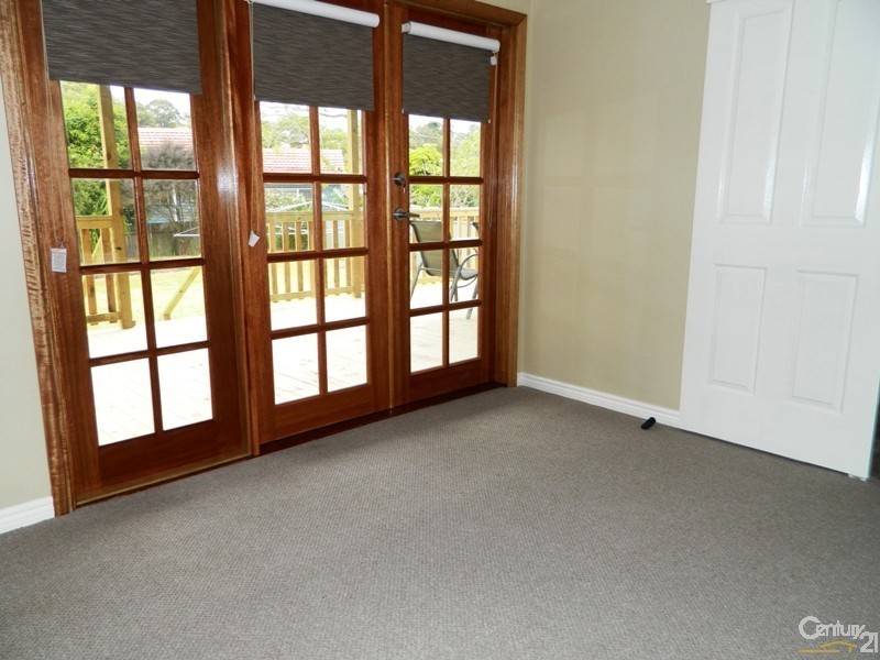 19 Howell Street, Kotara NSW 2289