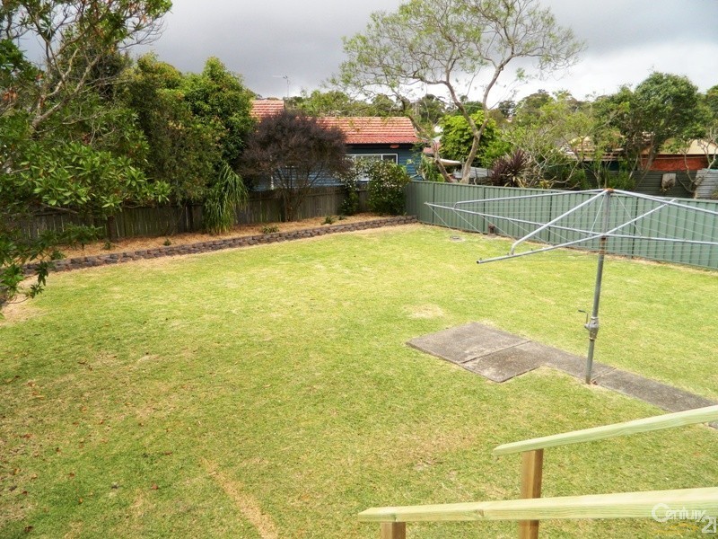 19 Howell Street, Kotara NSW 2289