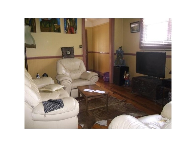 17 Glovers Lane, Cooks Hill NSW 2300