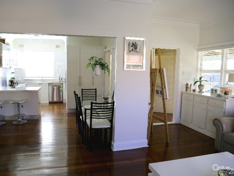 30 Sandgate Road, Wallsend NSW 2287