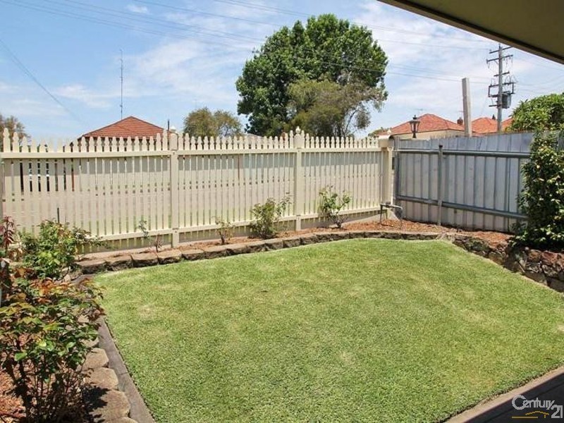 1/143 Kahibah Road, Charlestown NSW 2290