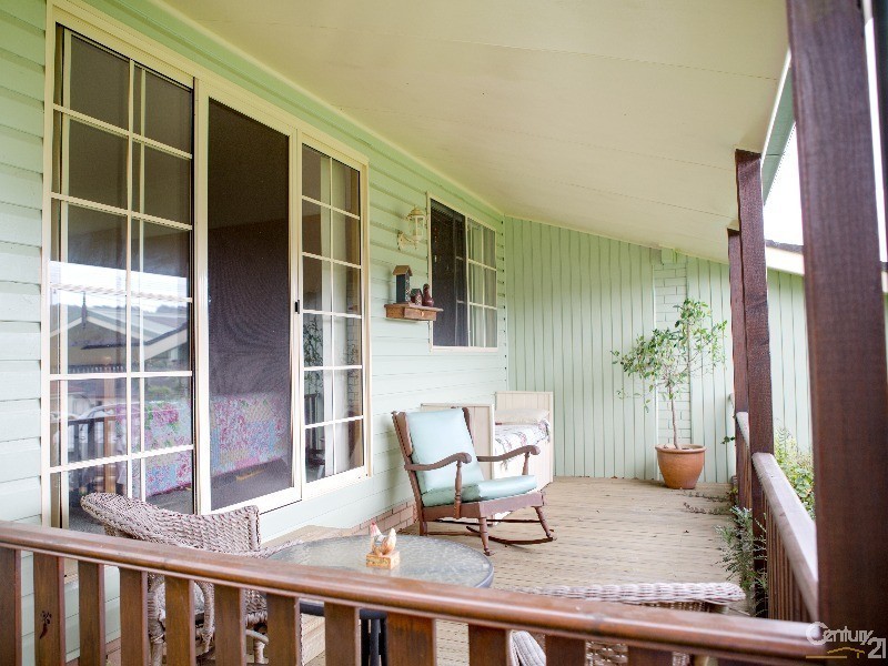 2 Beron Street, Elermore Vale NSW 2287