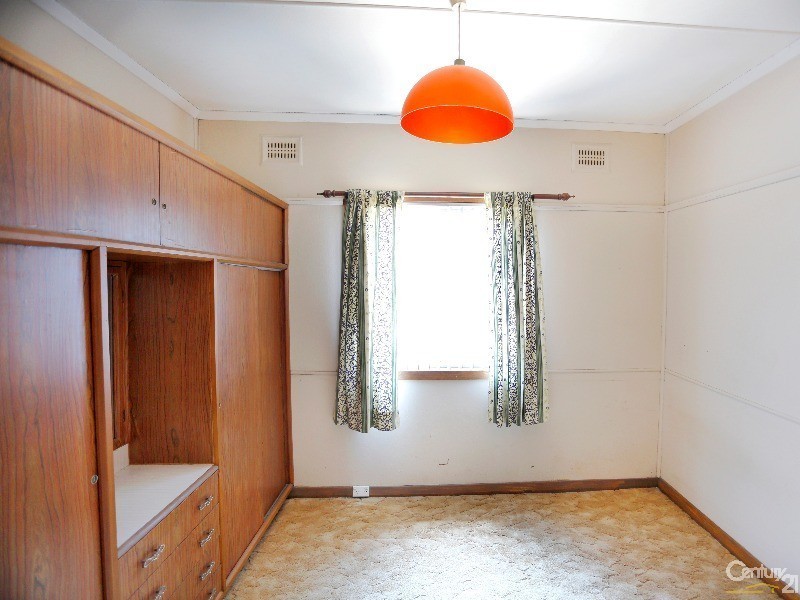 27 Irelands Avenue, Mayfield NSW 2304