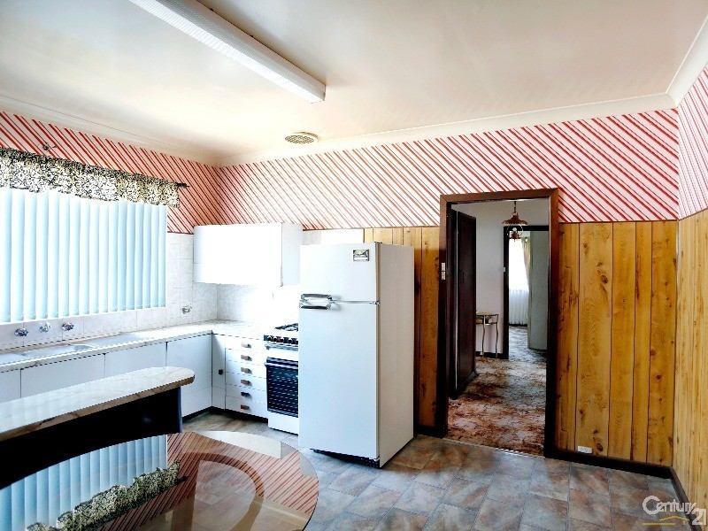 27 Irelands Avenue, Mayfield NSW 2304