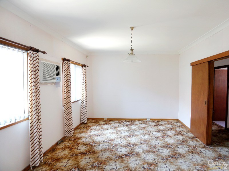 27 Irelands Avenue, Mayfield NSW 2304