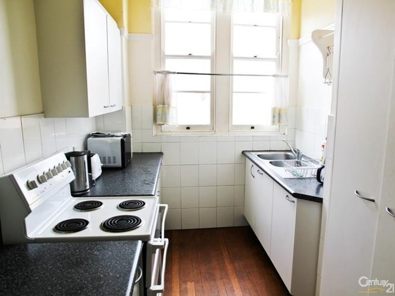 16/28-30 Watt Street, Newcastle NSW 2300