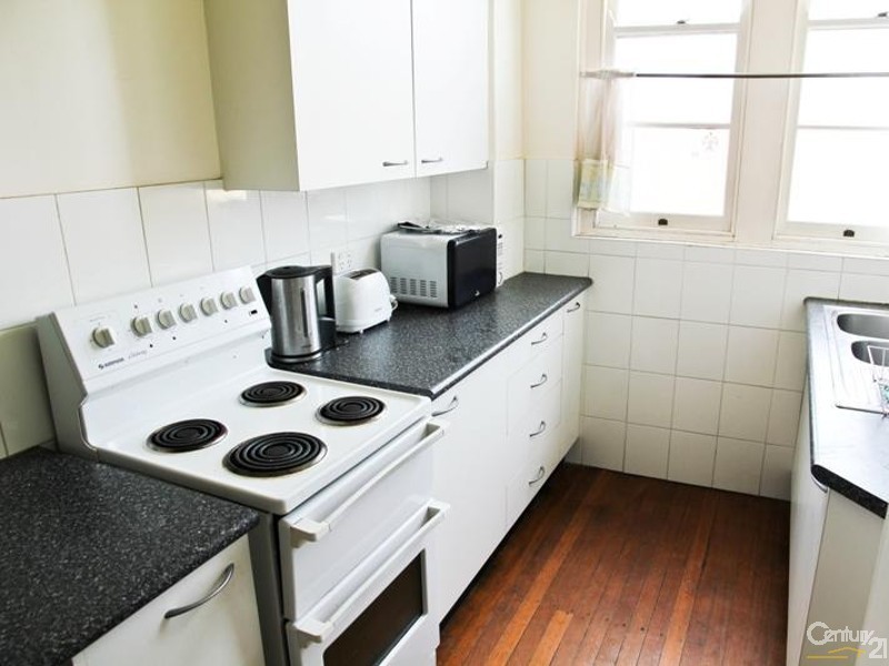 16/28-30 Watt Street, Newcastle NSW 2300