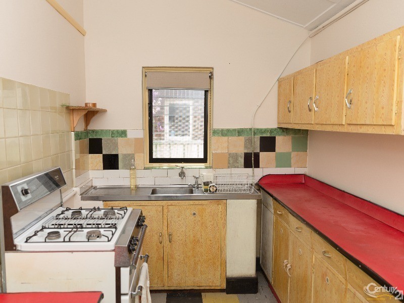 18 Cowper Street, Georgetown NSW 2298