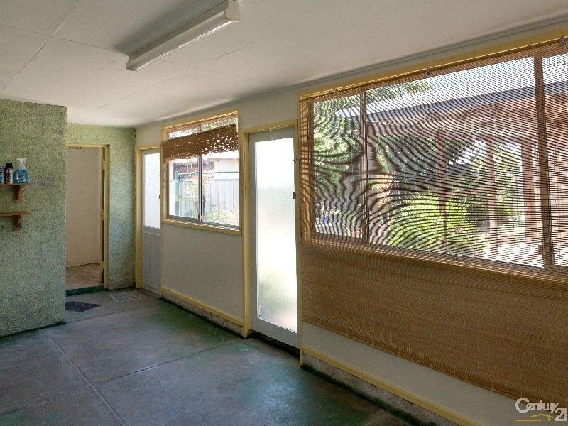 18 Cowper Street, Georgetown NSW 2298