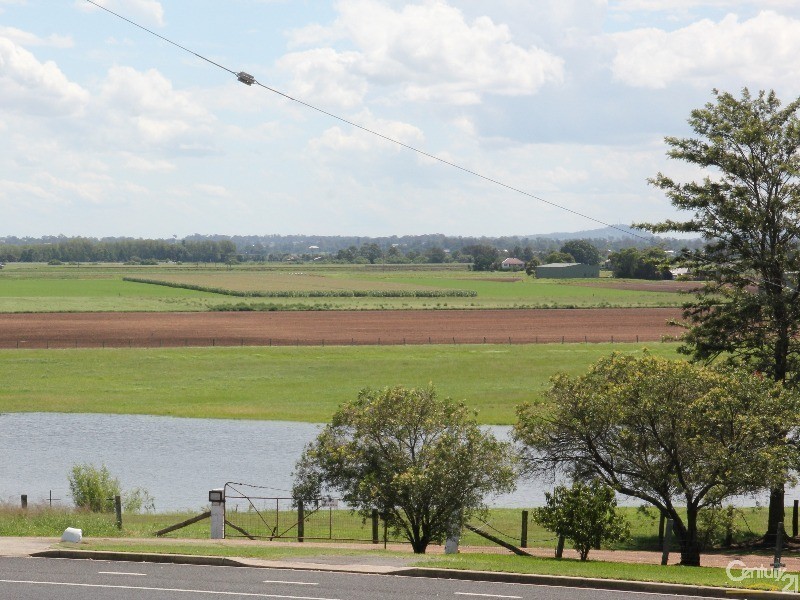 257 Morpeth Road, Raworth NSW 2321