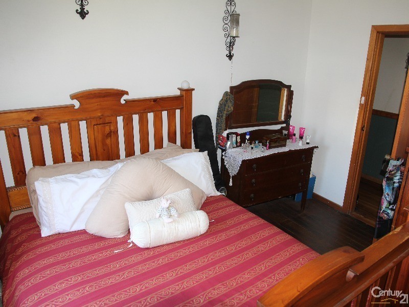 257 Morpeth Road, Raworth NSW 2321